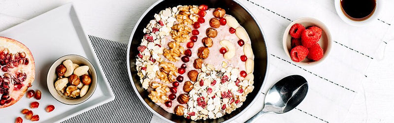 Protein Smoothie-Bowl mit Nüssen