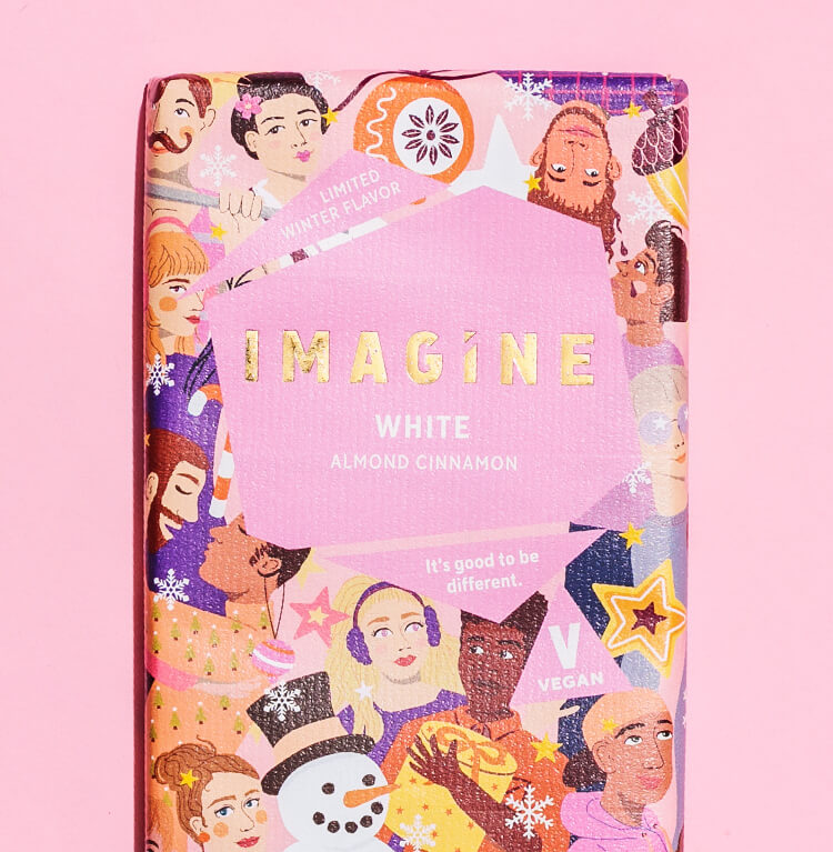 Imagine White Almond Cinnamon Design mit Winter Motiv in Rosa